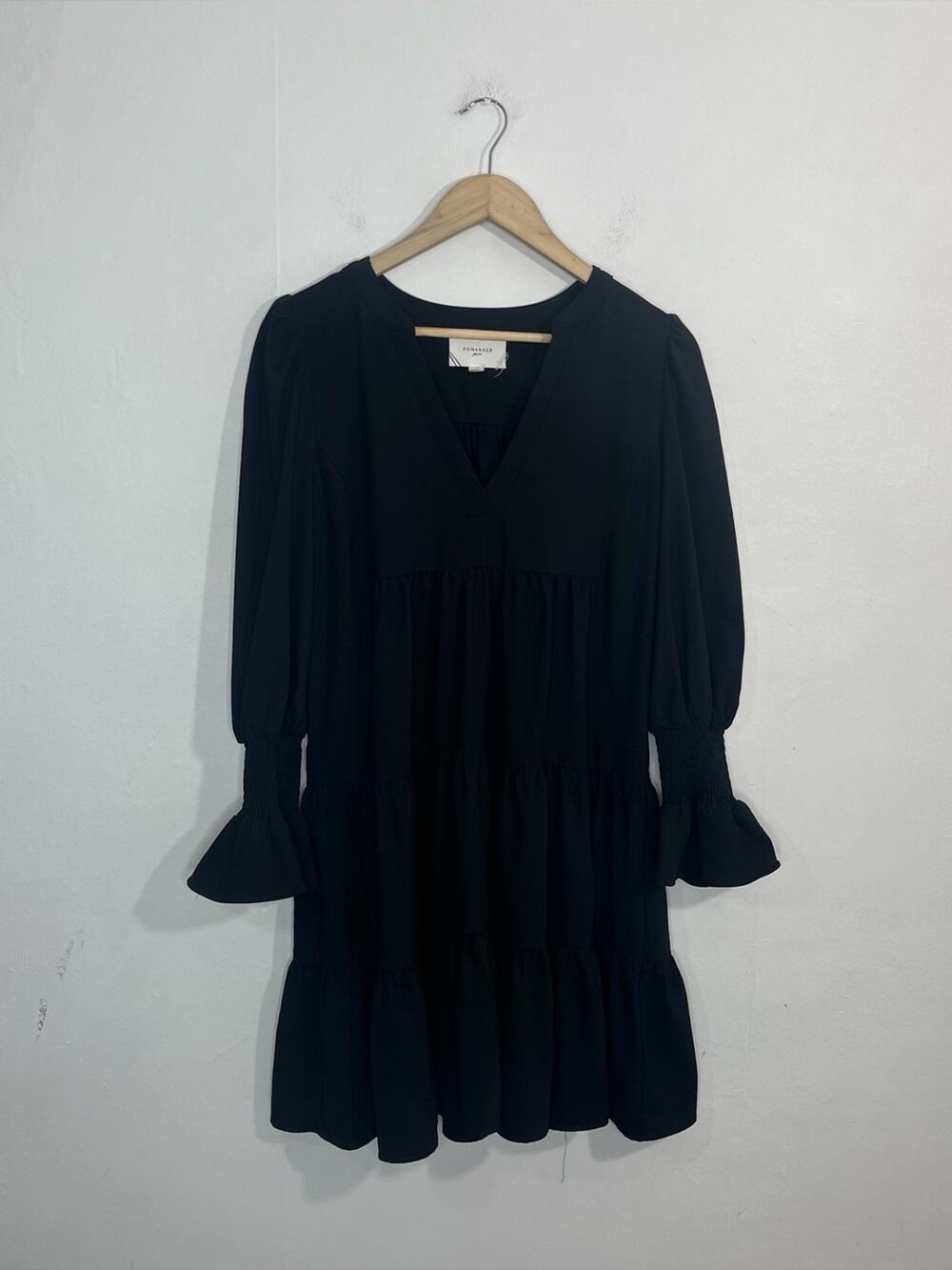 Tuckernuck Pomander Place Black Crepe Tiered Flowy Ruffle Kenzo Dress Size Med